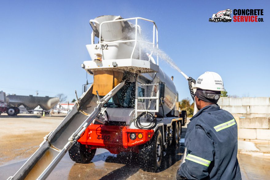 Concrete Service High-Quality Aggregate Trucking Solutions
